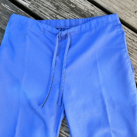 Cherokee workwear flexible scrub top xs with Cherokee flare scrub bottom xxs - Picture 6 of 11